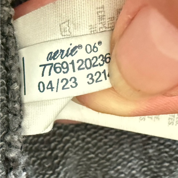 Aerie Charcoal Crewneck Ladies Sweatshirt - Picture 16 of 16